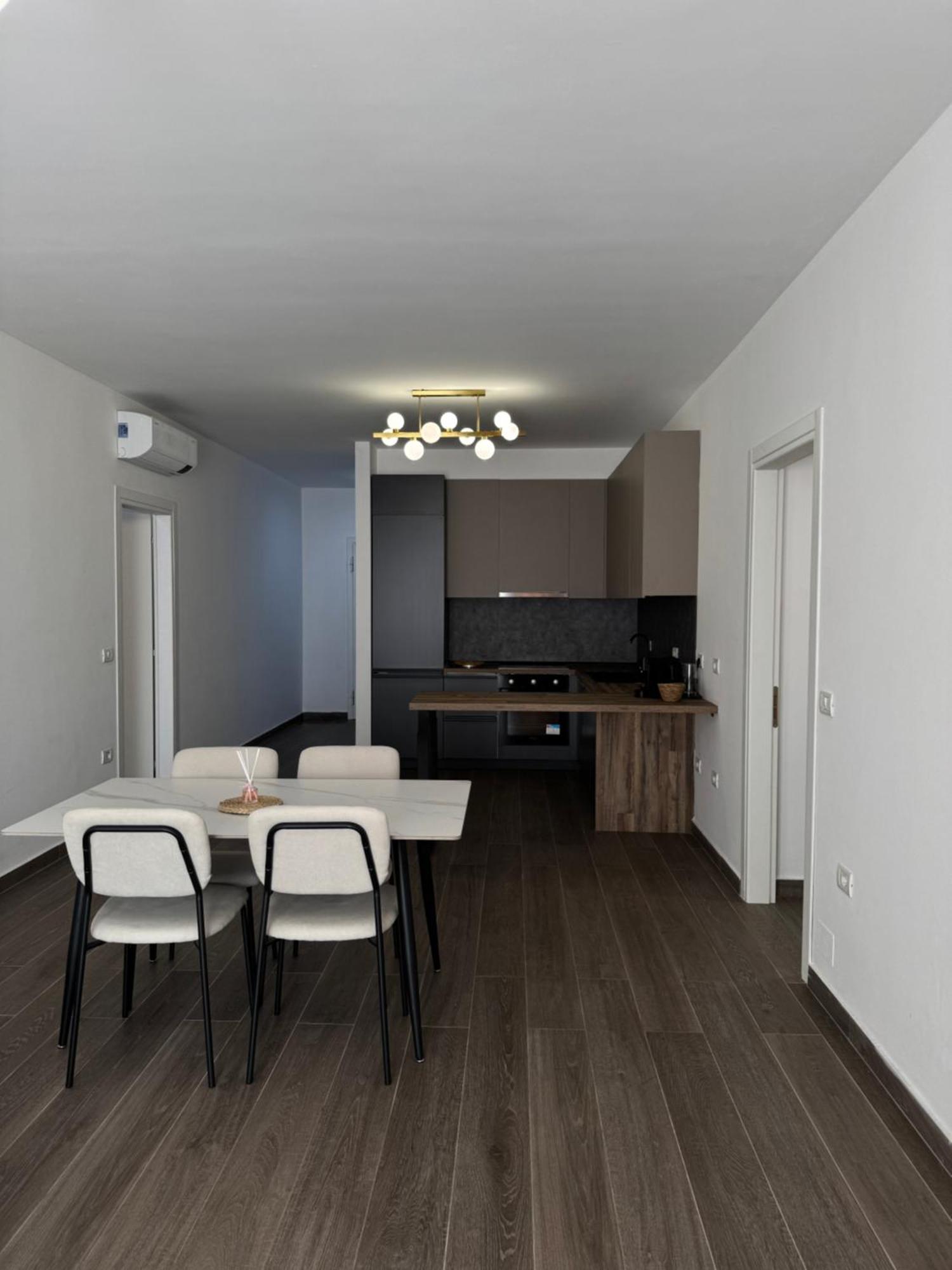 Apartamento Free Parking Skanderbeg Square - Spacious *